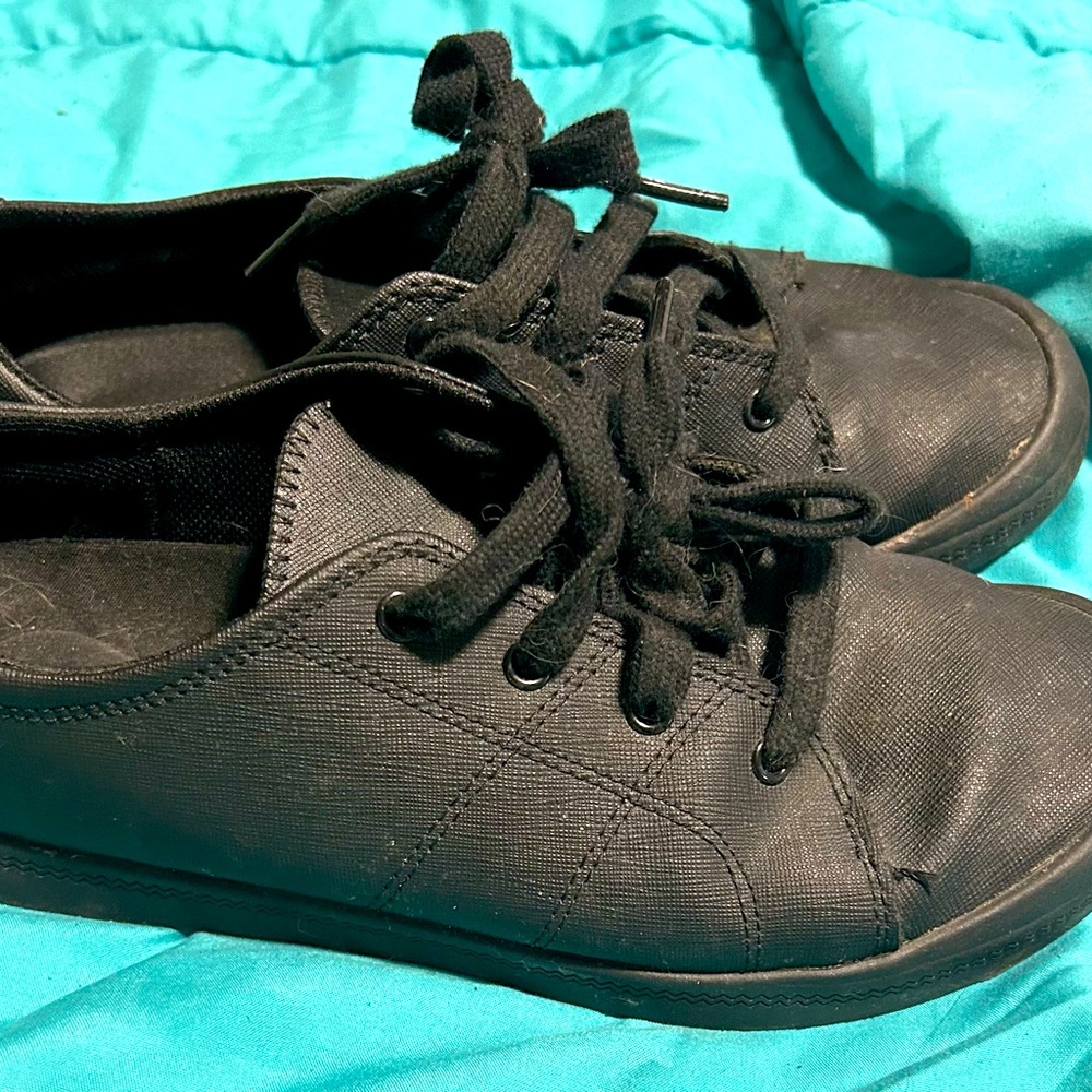 Tredsafe oil and slip resistance shoes